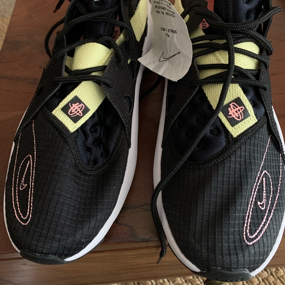 NWT Nike N. Type 354 Huarache Size 9.5